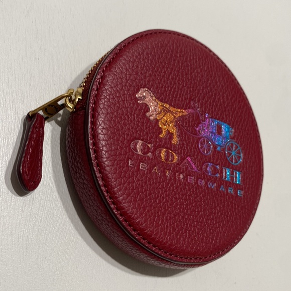 Coach Red Rexy Carriage Rainbow Round Coin Purse Zip Leather New Wallet Glitter - Picture 3 of 6